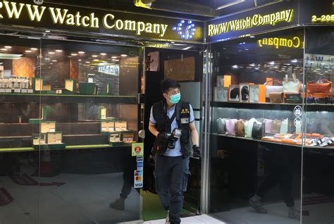 hong kong rolex robbery|Tsim Sha Tsui shop robbed of 50 luxury watches, losses totaling .